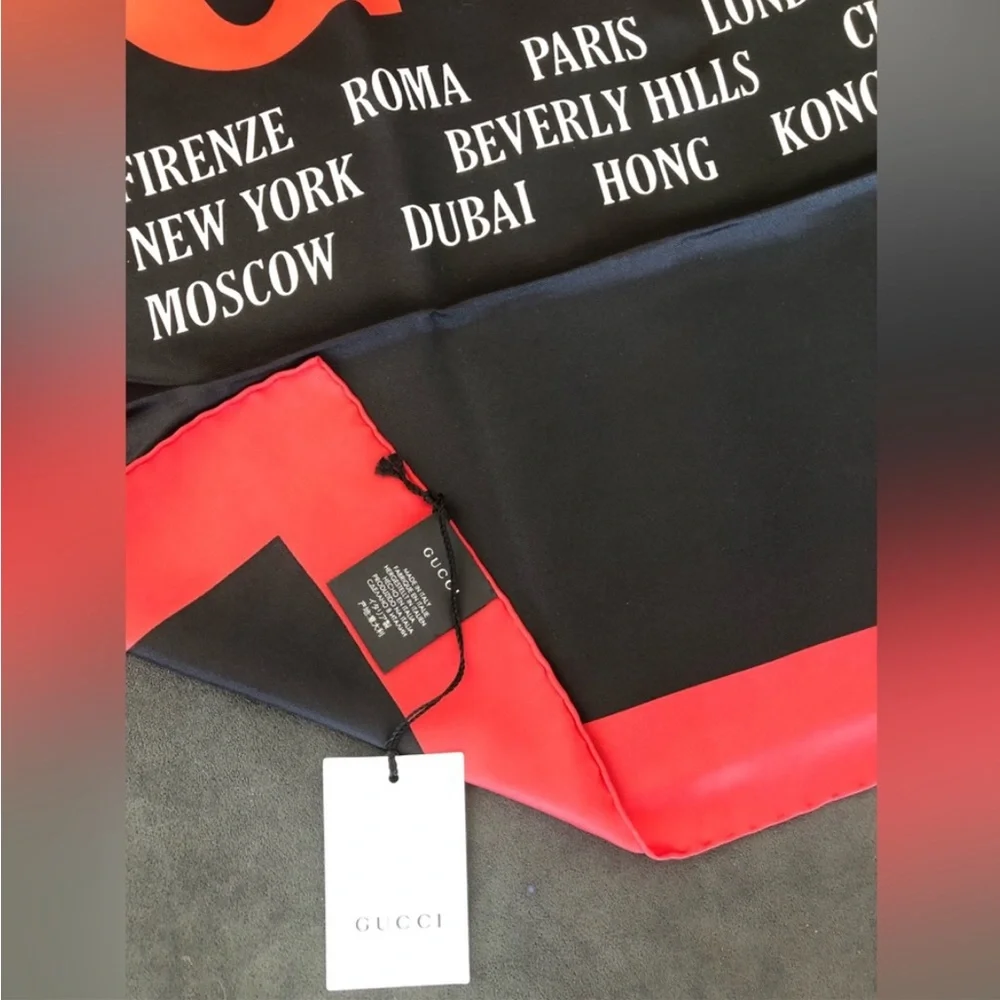 Gucci silk logo